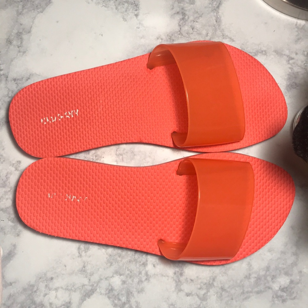 ~Slide sandals~ women’s size 7